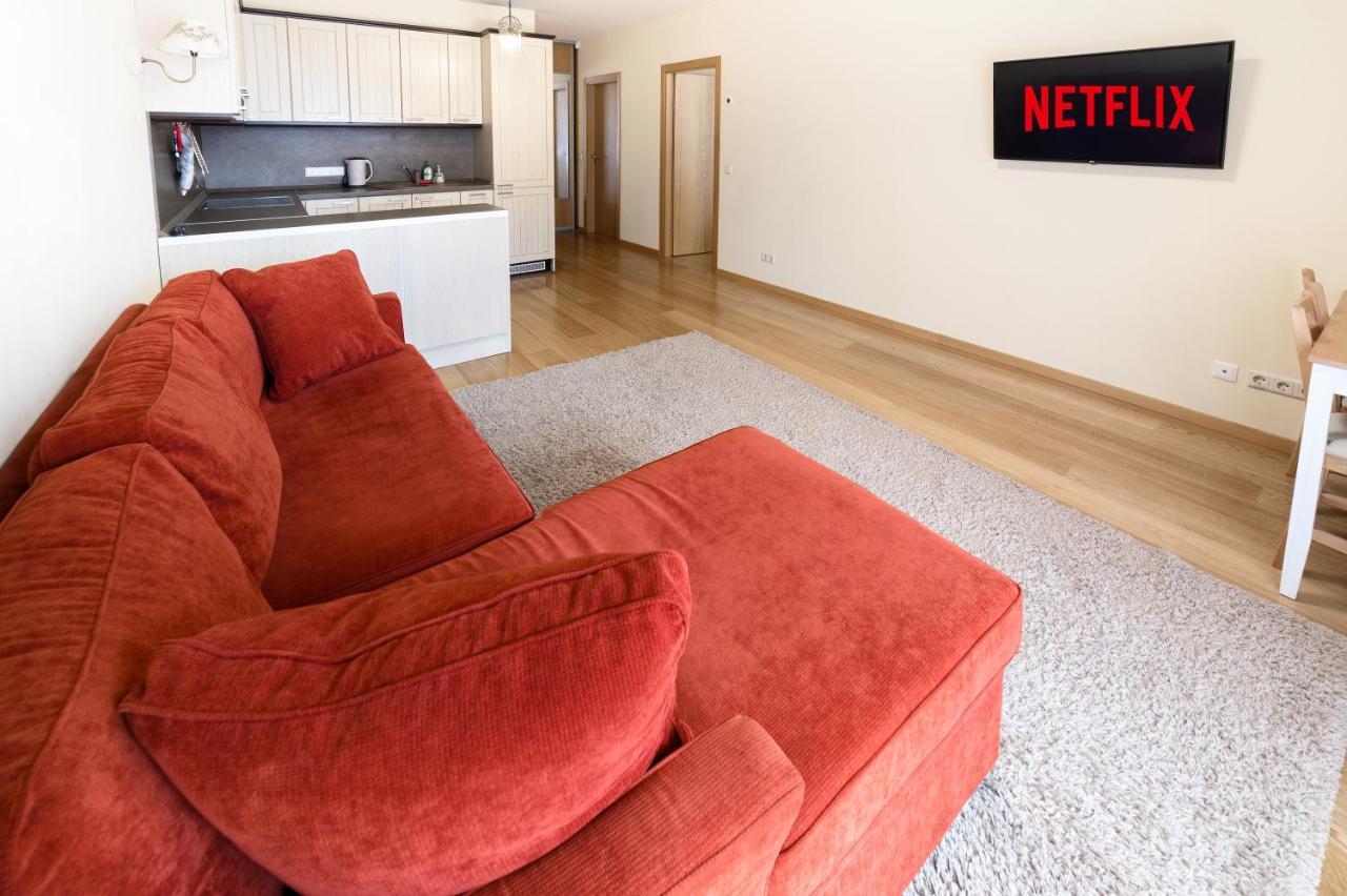 Ona'S Apartment In City Center With Private Parking Kaunas Exteriör bild